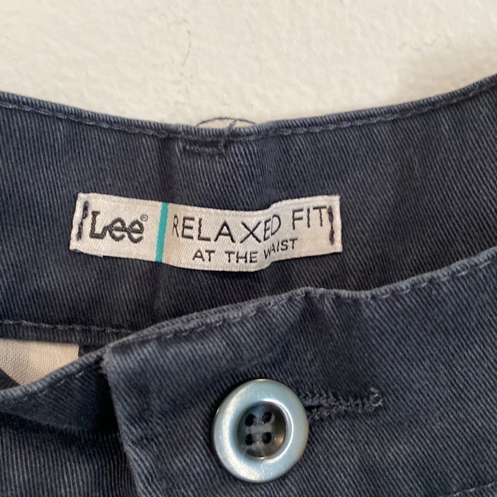 Lee Relaxed Fit At the Waist Navy Straight Leg Pants - Size 14 Petite - Picture 4 of 6